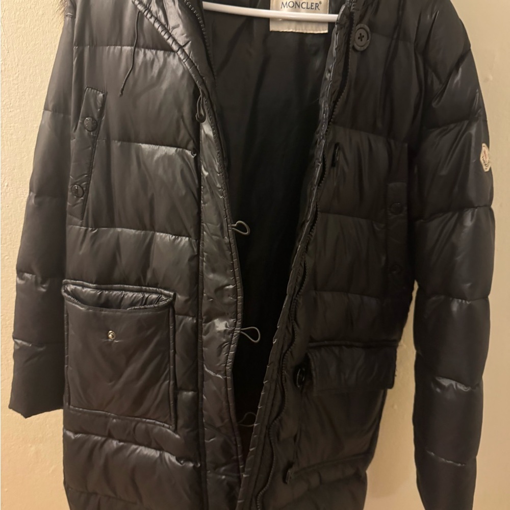 Moncler Men's Puffer Jacket in Black